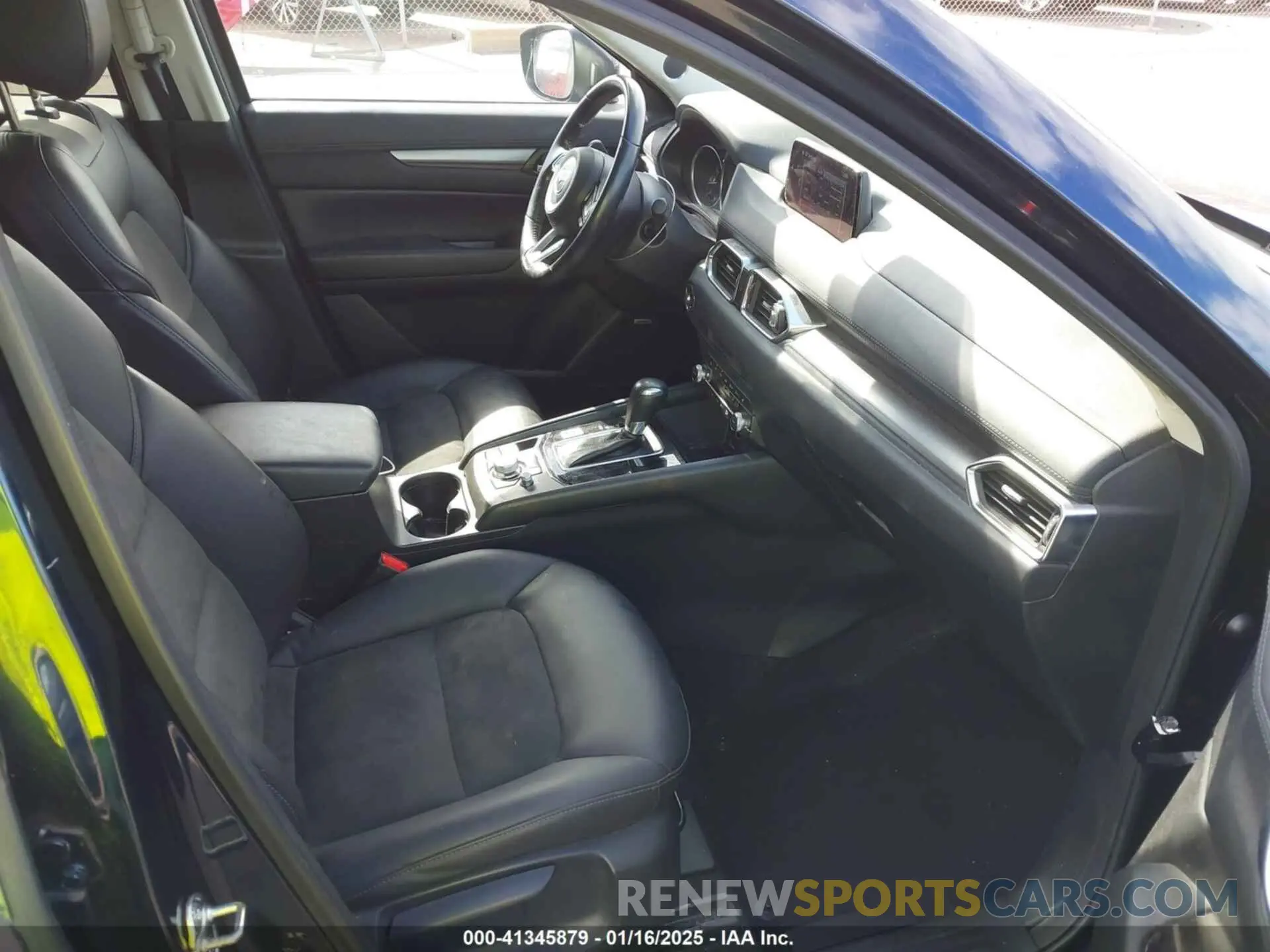5 fotografías del automóvil dañado JM3KFACM7K0699231 MAZDA CX-5 2019