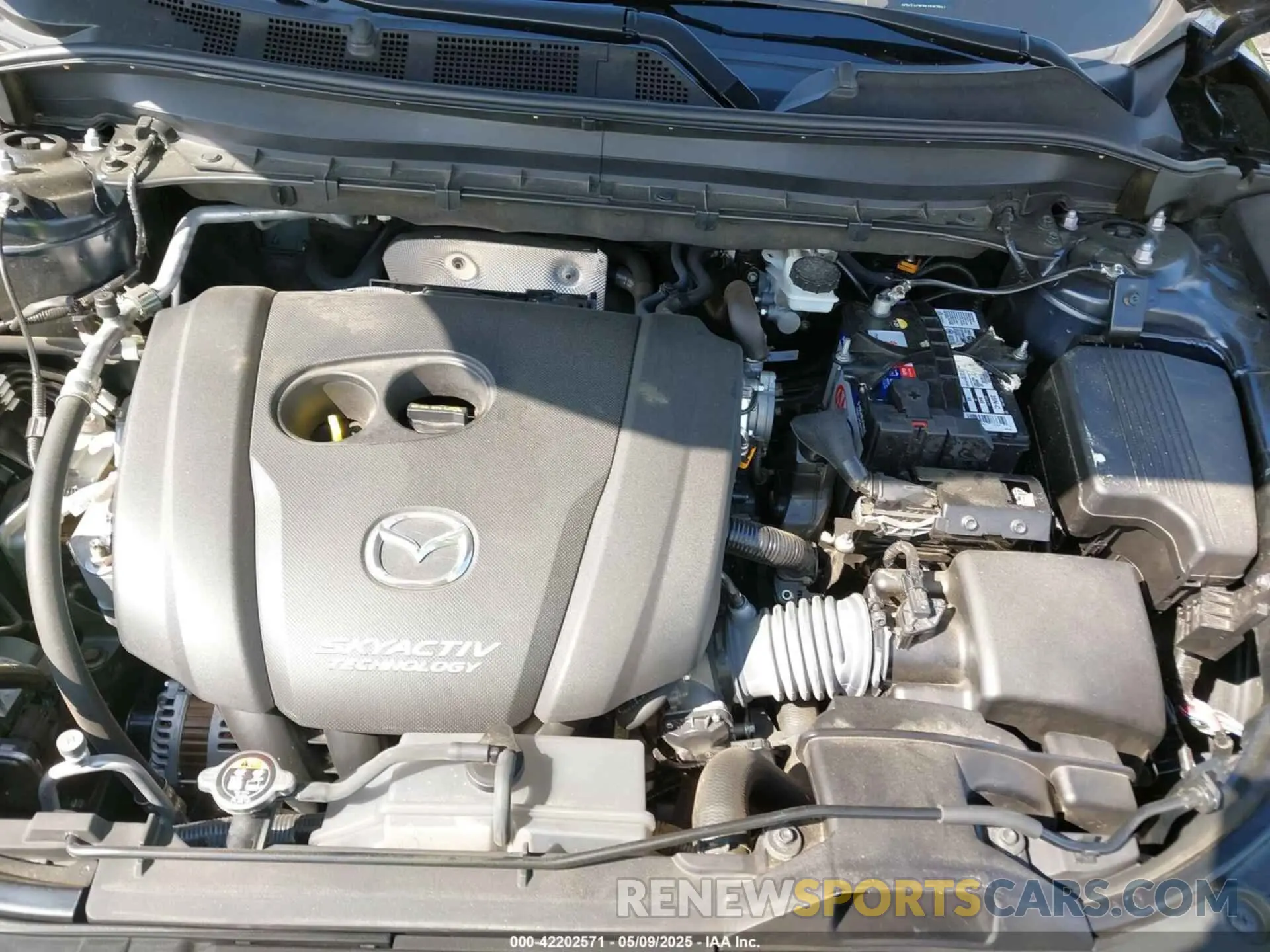 10 fotografías del automóvil dañado JM3KFACM7K1587961 MAZDA CX-5 2019