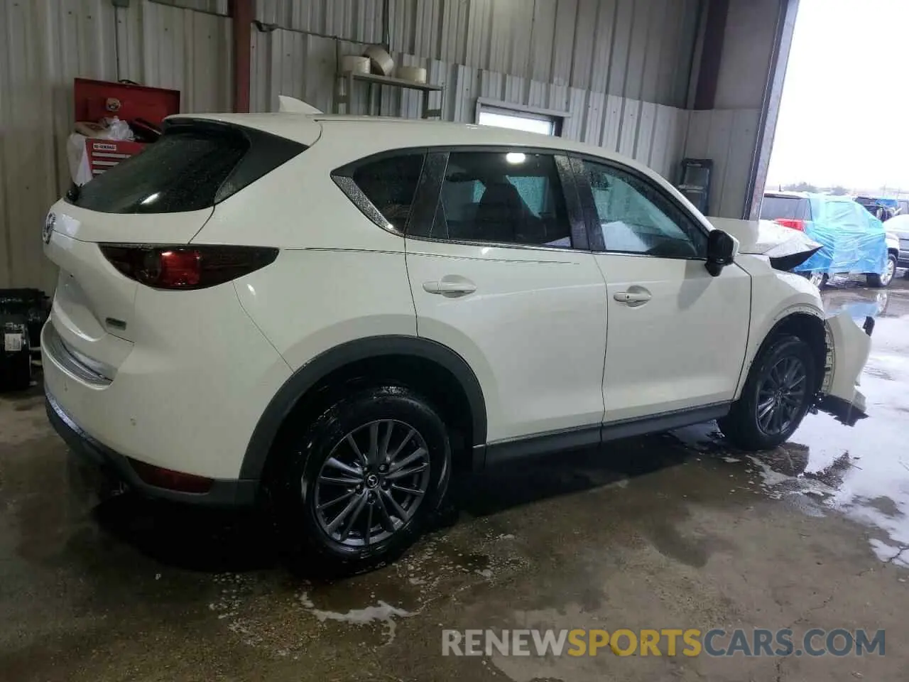 3 fotografías del automóvil dañado JM3KFACM8K0680168 MAZDA CX-5 2019