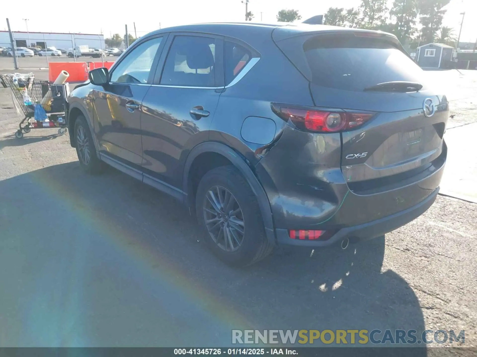 3 fotografías del automóvil dañado JM3KFACM8K1581909 MAZDA CX-5 2019