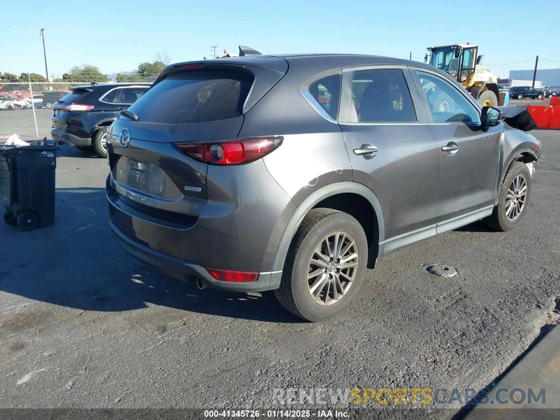 4 fotografías del automóvil dañado JM3KFACM8K1581909 MAZDA CX-5 2019