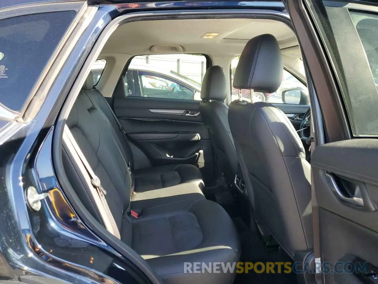 10 fotografías del automóvil dañado JM3KFACM8K1582820 MAZDA CX-5 2019