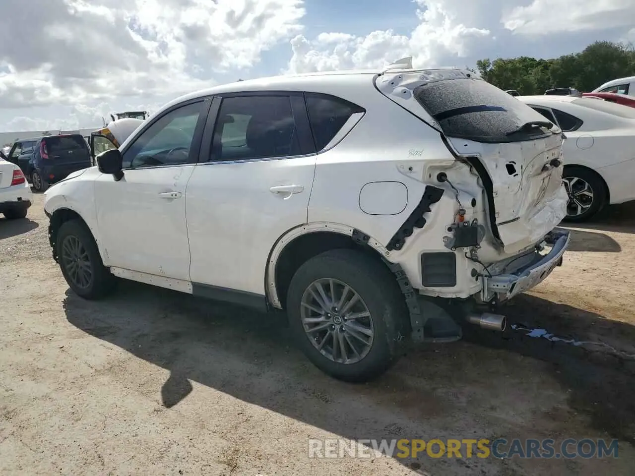 2 fotografías del automóvil dañado JM3KFACM8K1680097 MAZDA CX-5 2019