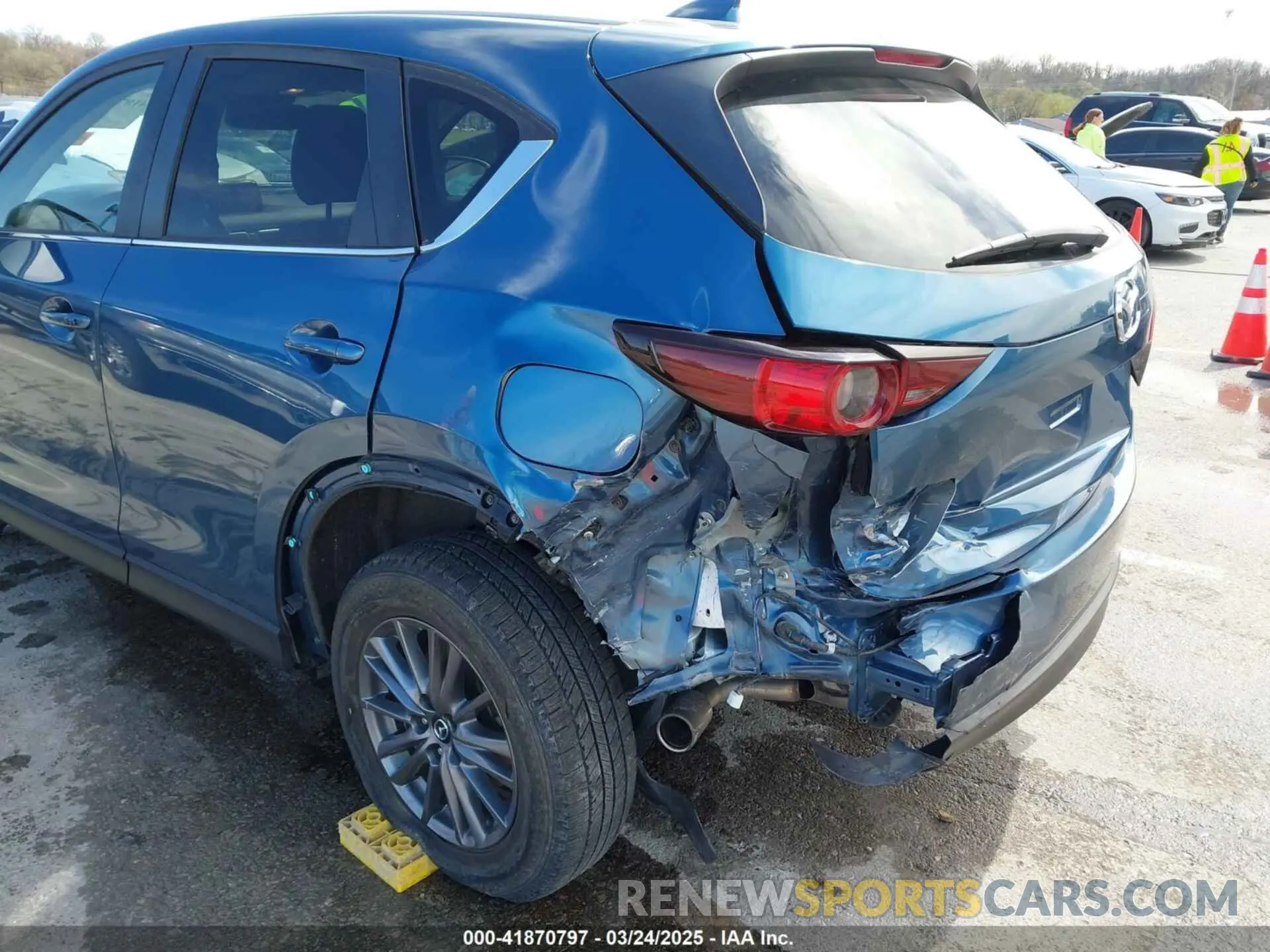 6 fotografías del automóvil dañado JM3KFACM9K0686951 MAZDA CX-5 2019