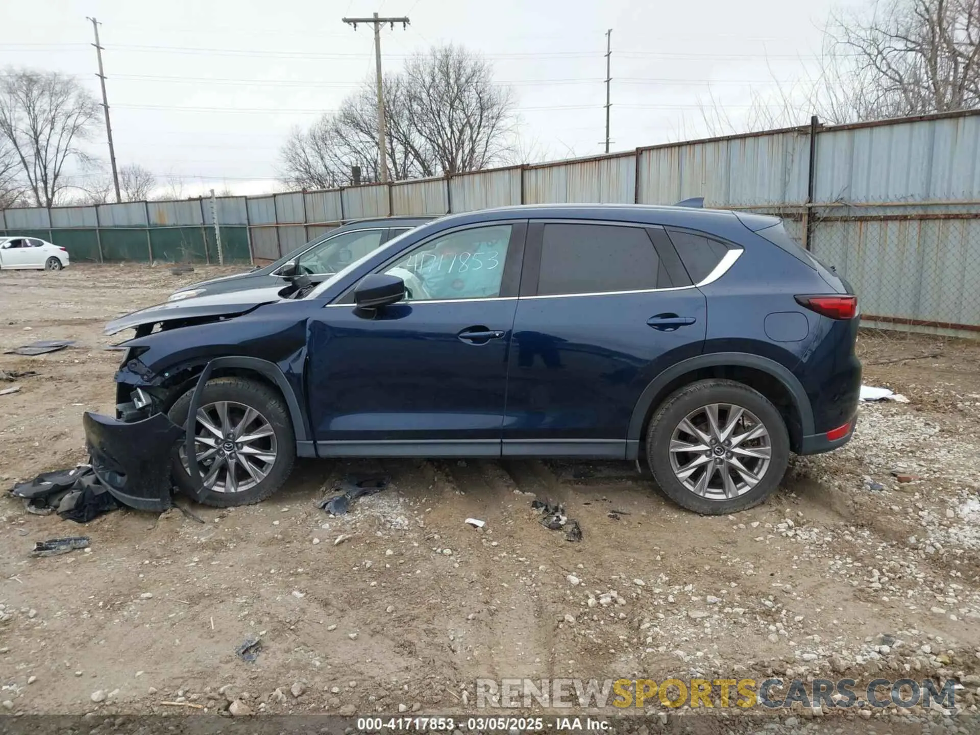 15 fotografías del automóvil dañado JM3KFADM0K0610212 MAZDA CX-5 2019