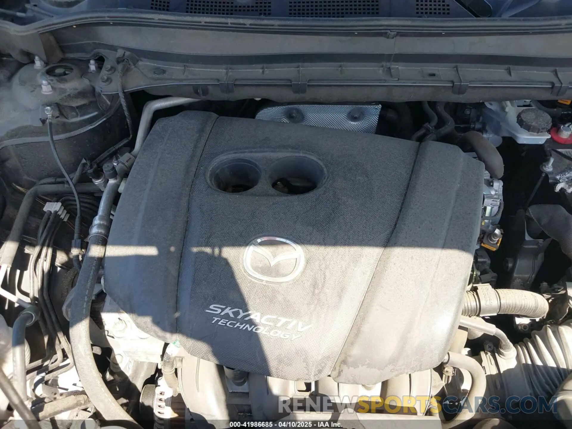 10 fotografías del automóvil dañado JM3KFADM1K0656020 MAZDA CX-5 2019