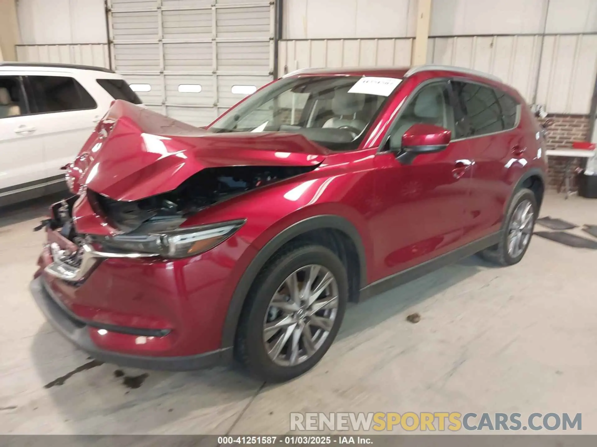 2 fotografías del automóvil dañado JM3KFADM1K0667793 MAZDA CX-5 2019