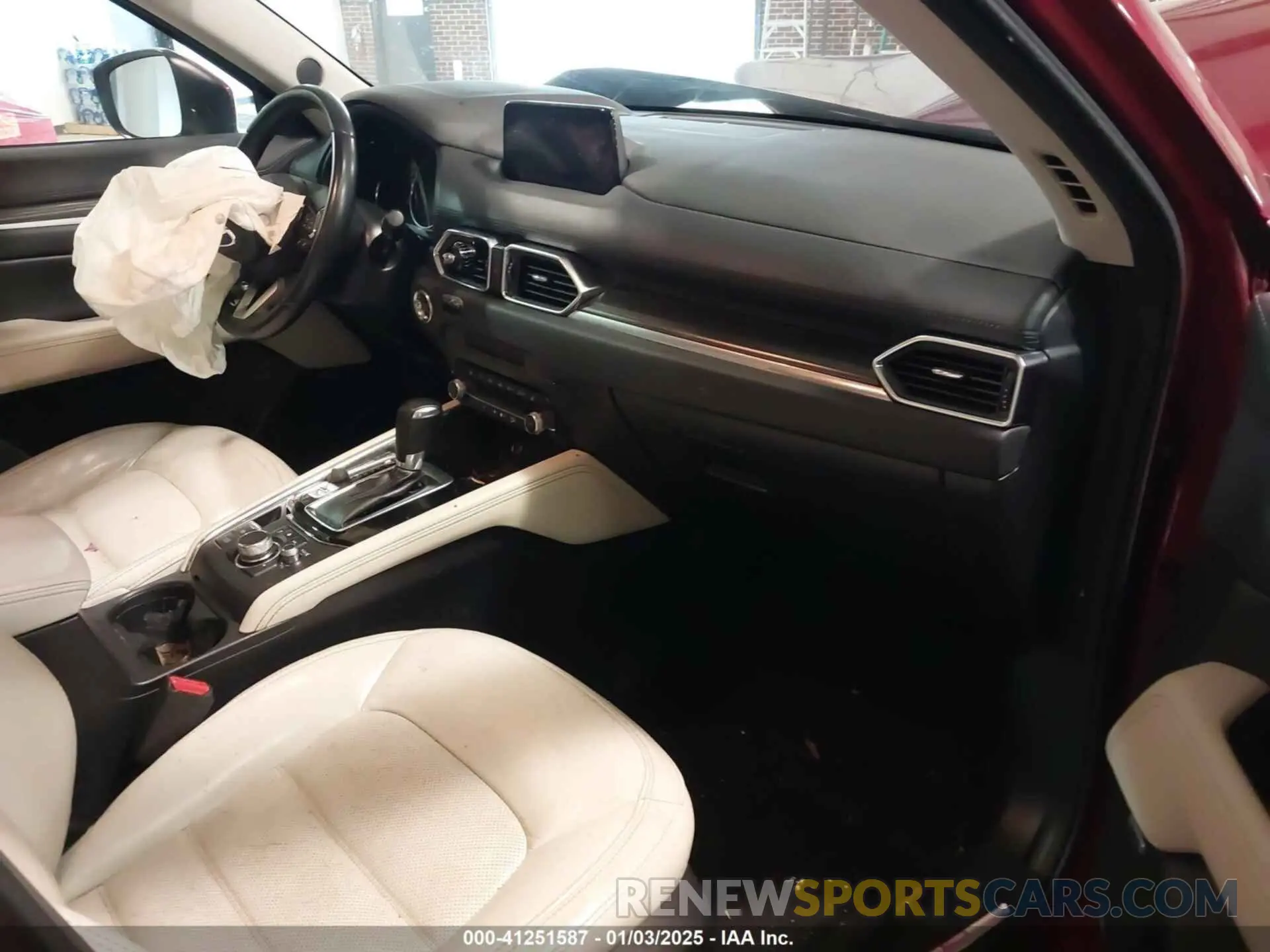 5 fotografías del automóvil dañado JM3KFADM1K0667793 MAZDA CX-5 2019