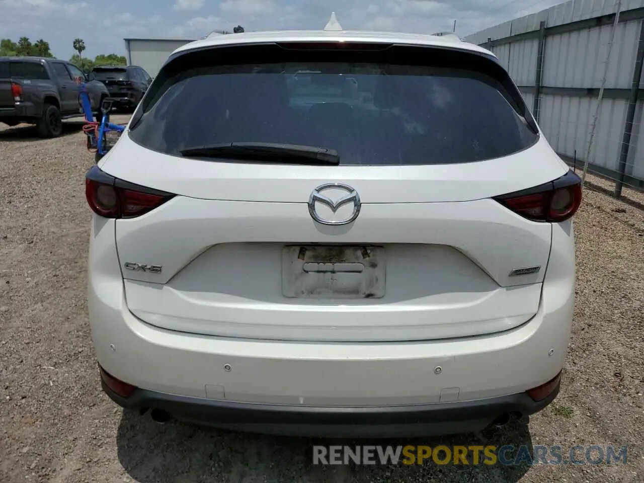 6 fotografías del automóvil dañado JM3KFADM1K0672721 MAZDA CX-5 2019