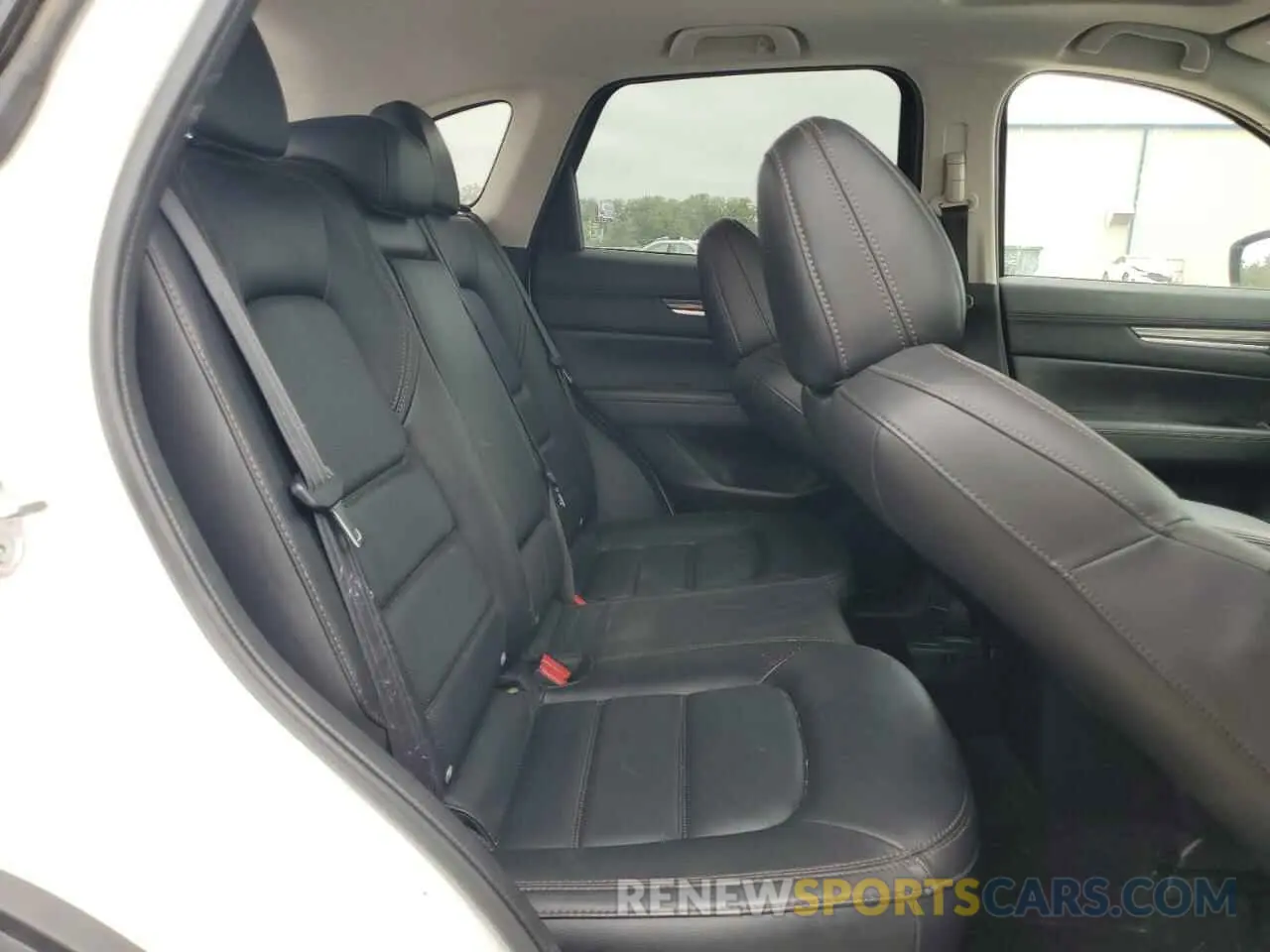 11 fotografías del automóvil dañado JM3KFADM2K0678804 MAZDA CX-5 2019