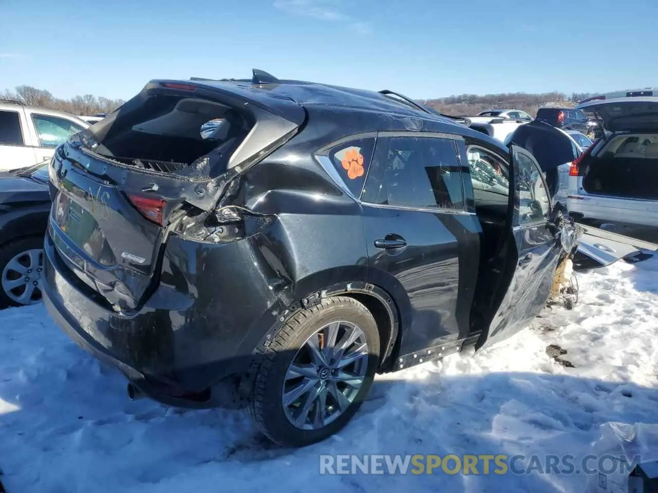 3 fotografías del automóvil dañado JM3KFADM2K0694260 MAZDA CX-5 2019