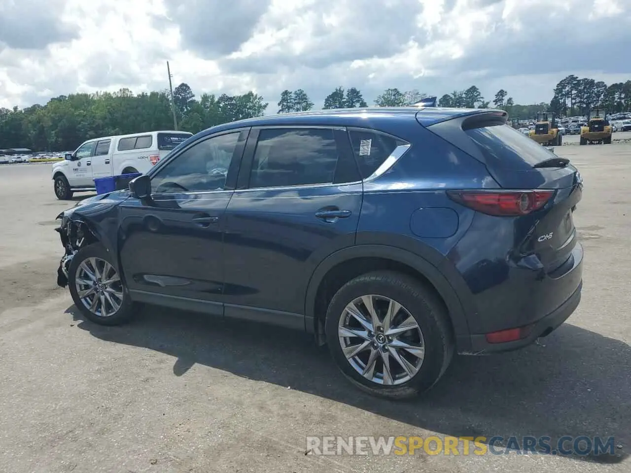 2 fotografías del automóvil dañado JM3KFADM2K1601120 MAZDA CX-5 2019