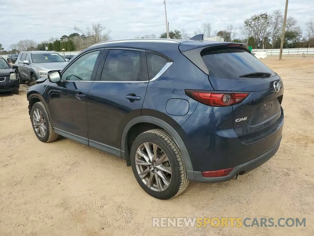 2 fotografías del automóvil dañado JM3KFADM3K1596428 MAZDA CX-5 2019