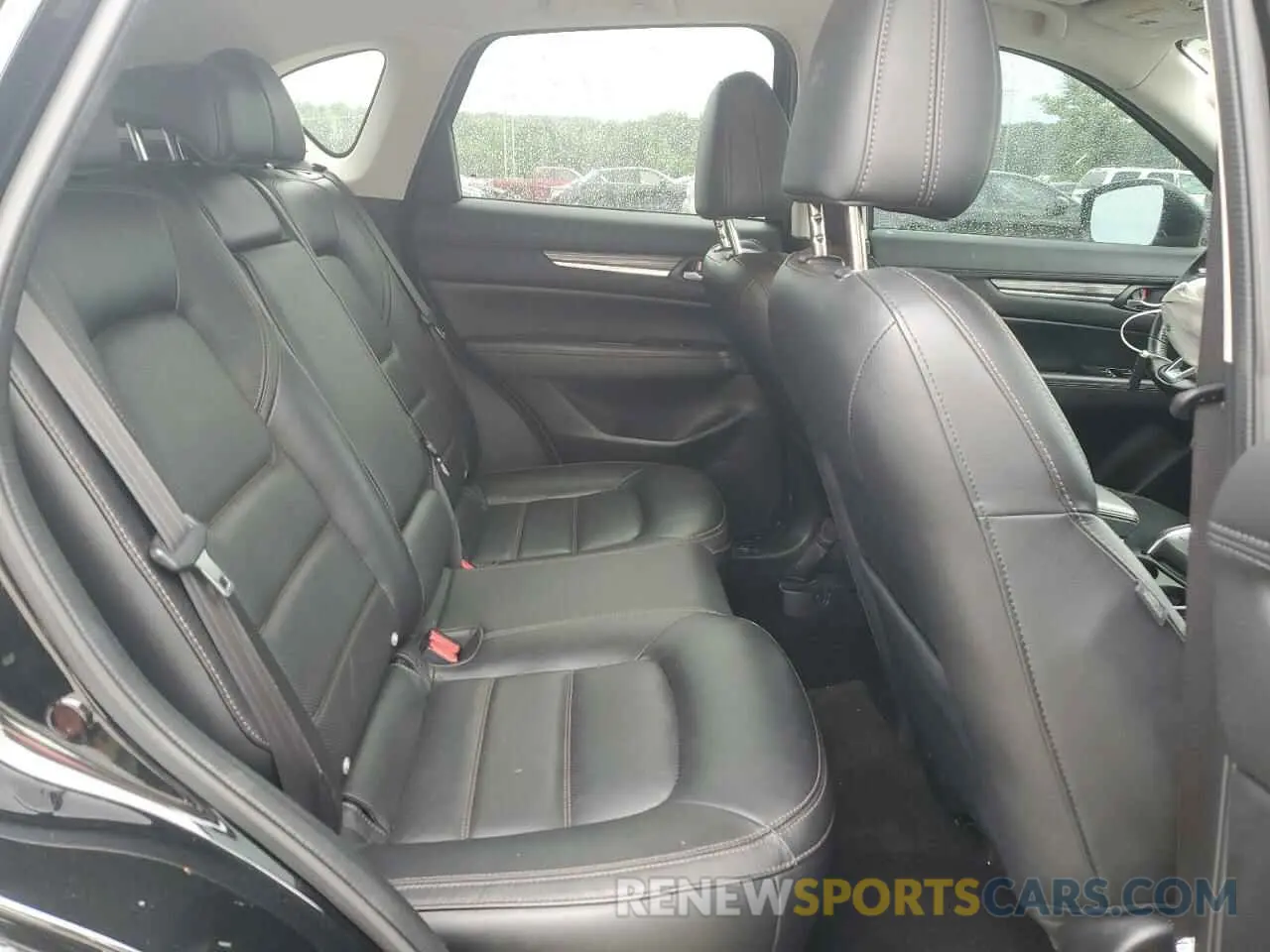 11 fotografías del automóvil dañado JM3KFADM3K1653601 MAZDA CX-5 2019
