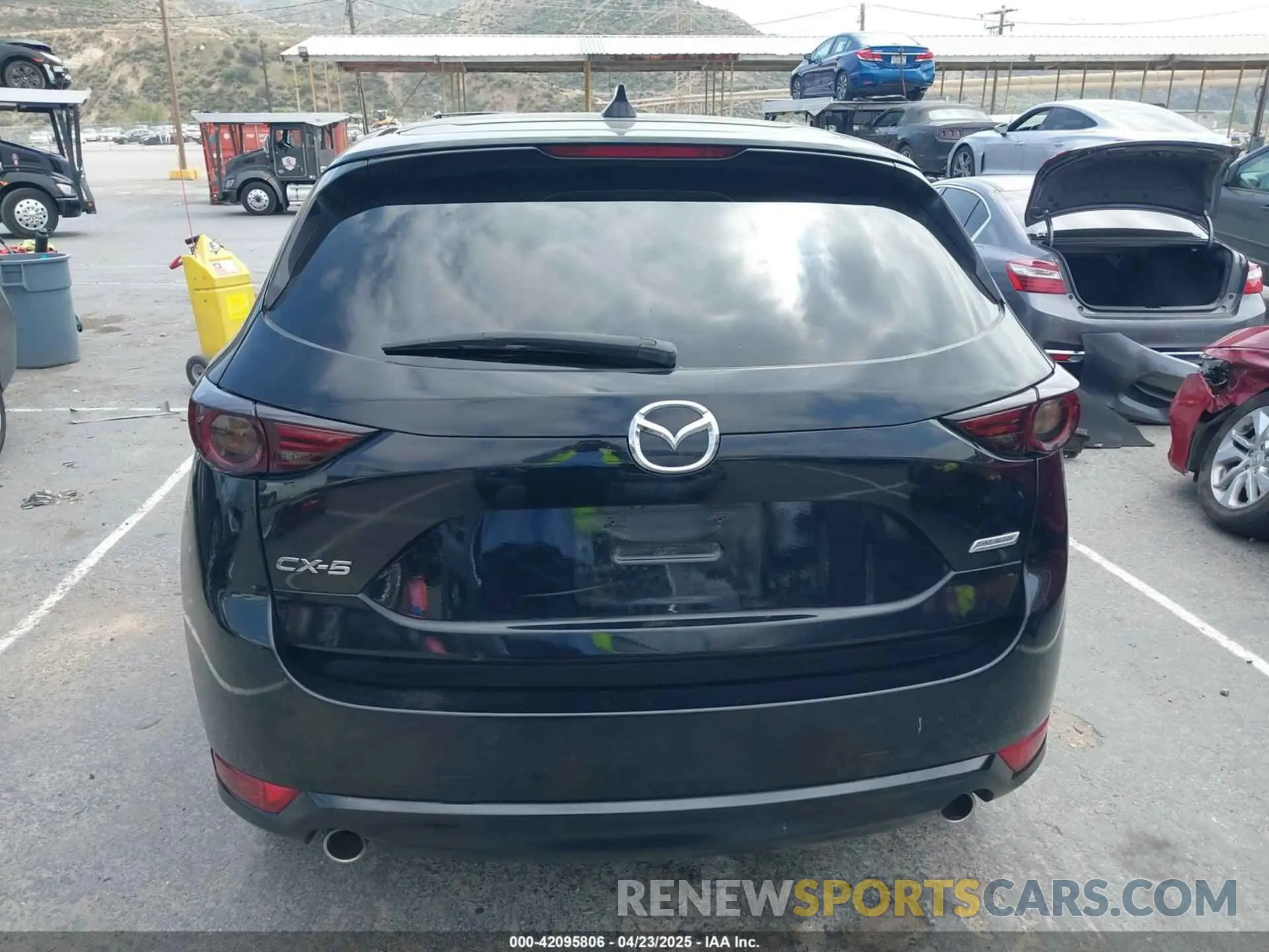 15 fotografías del automóvil dañado JM3KFADM4K0550127 MAZDA CX-5 2019