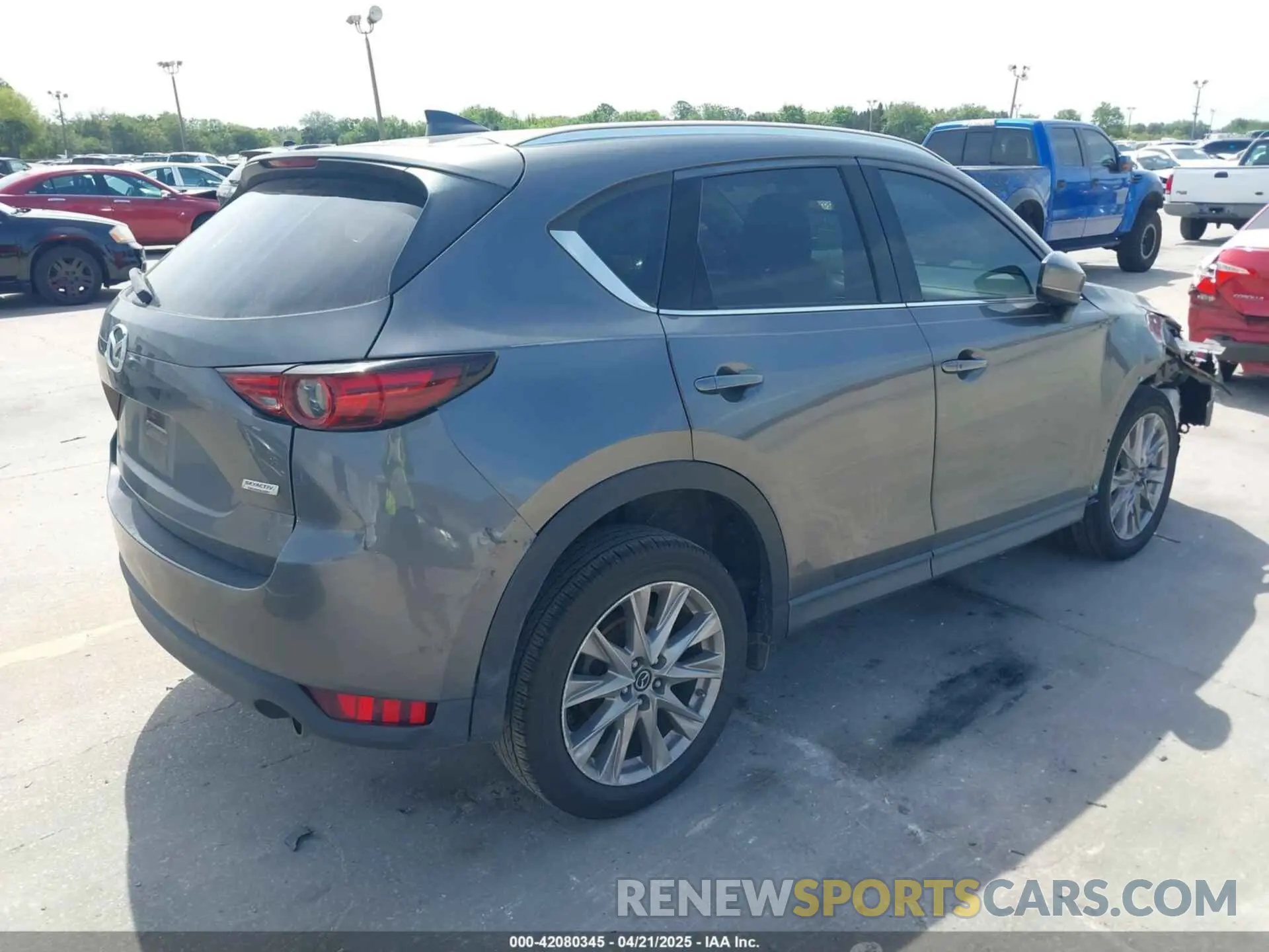 4 fotografías del automóvil dañado JM3KFADM4K1539770 MAZDA CX-5 2019