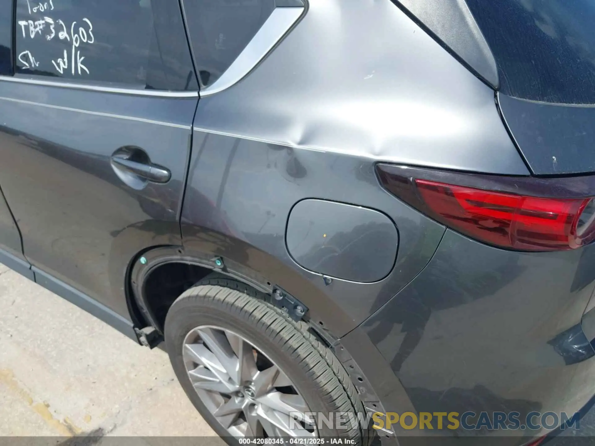 6 fotografías del automóvil dañado JM3KFADM4K1539770 MAZDA CX-5 2019
