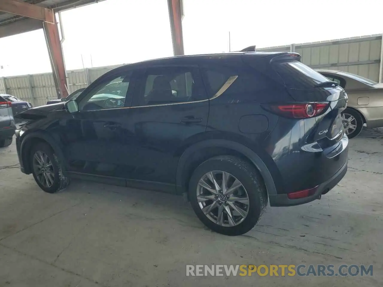 2 fotografías del automóvil dañado JM3KFADM4K1555256 MAZDA CX-5 2019