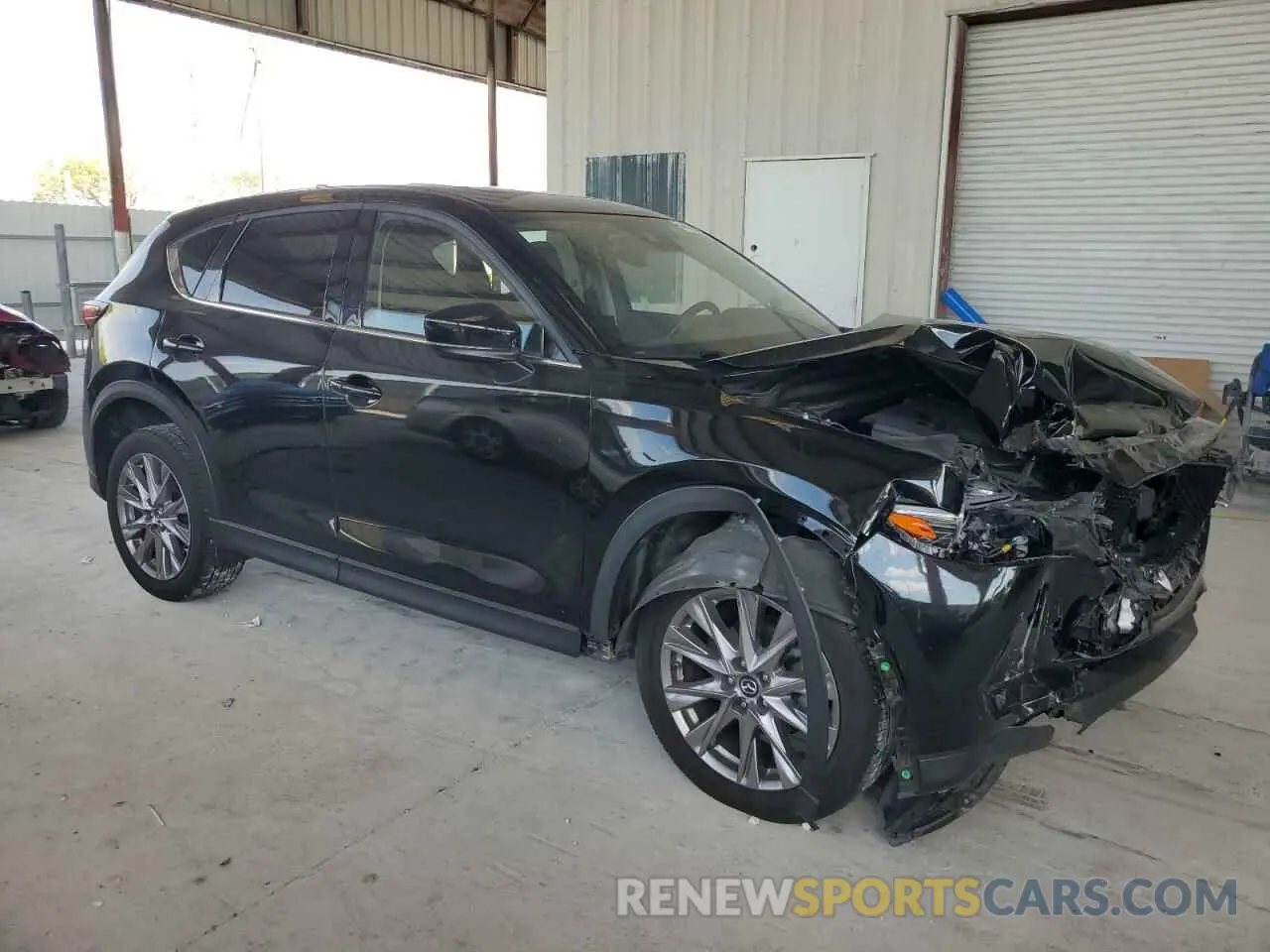 4 fotografías del automóvil dañado JM3KFADM4K1555256 MAZDA CX-5 2019