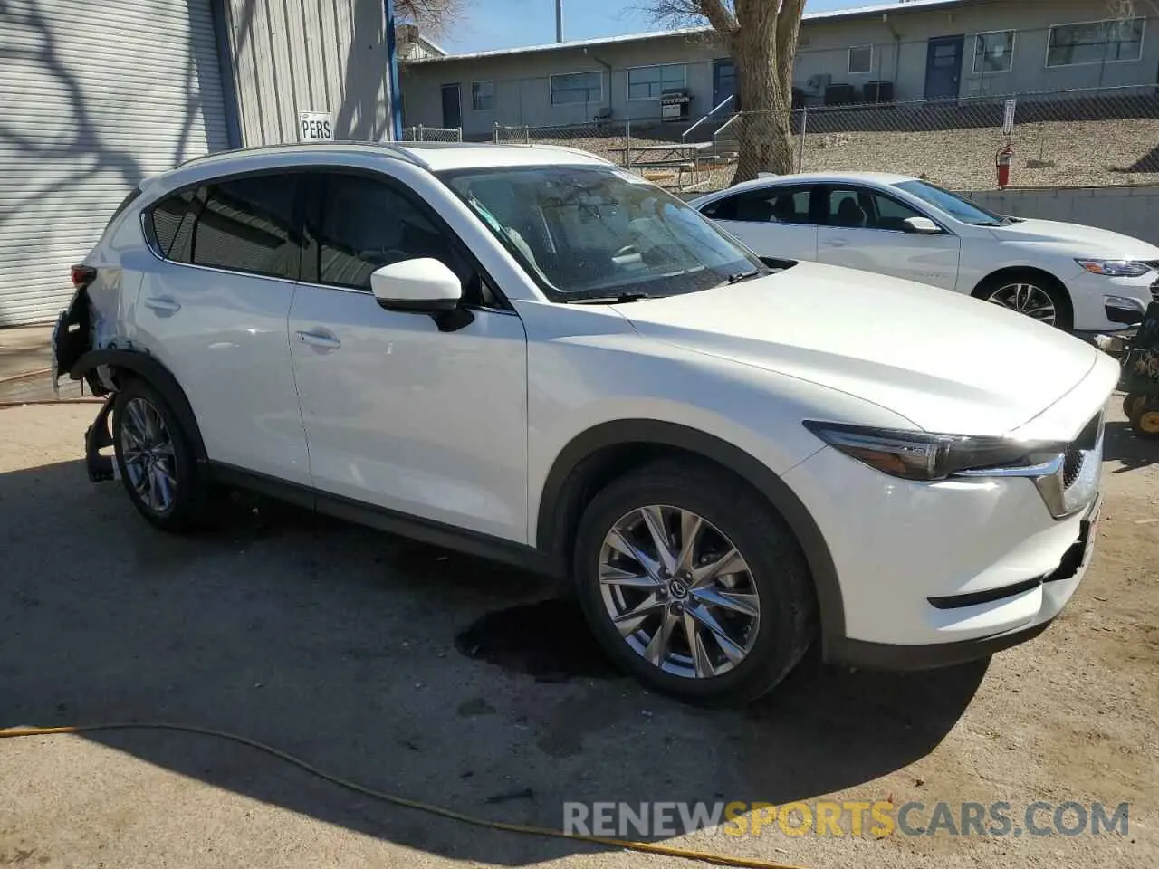 4 fotografías del automóvil dañado JM3KFADM4K1674408 MAZDA CX-5 2019