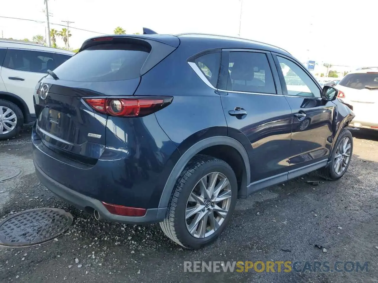 3 fotografías del automóvil dañado JM3KFADM5K1518863 MAZDA CX-5 2019