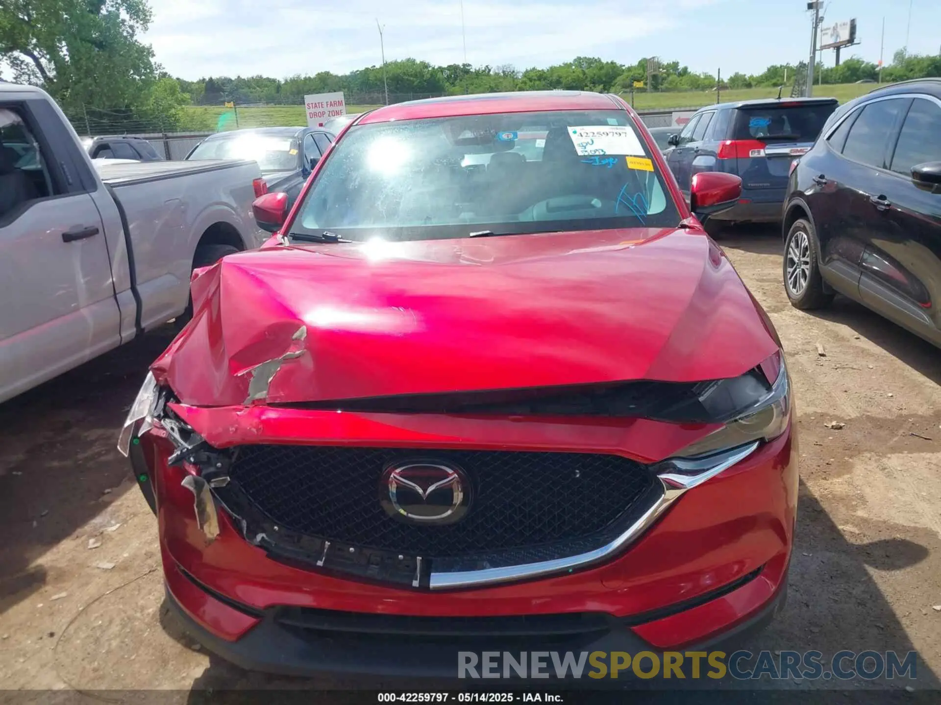 12 fotografías del automóvil dañado JM3KFADM6K1646190 MAZDA CX-5 2019