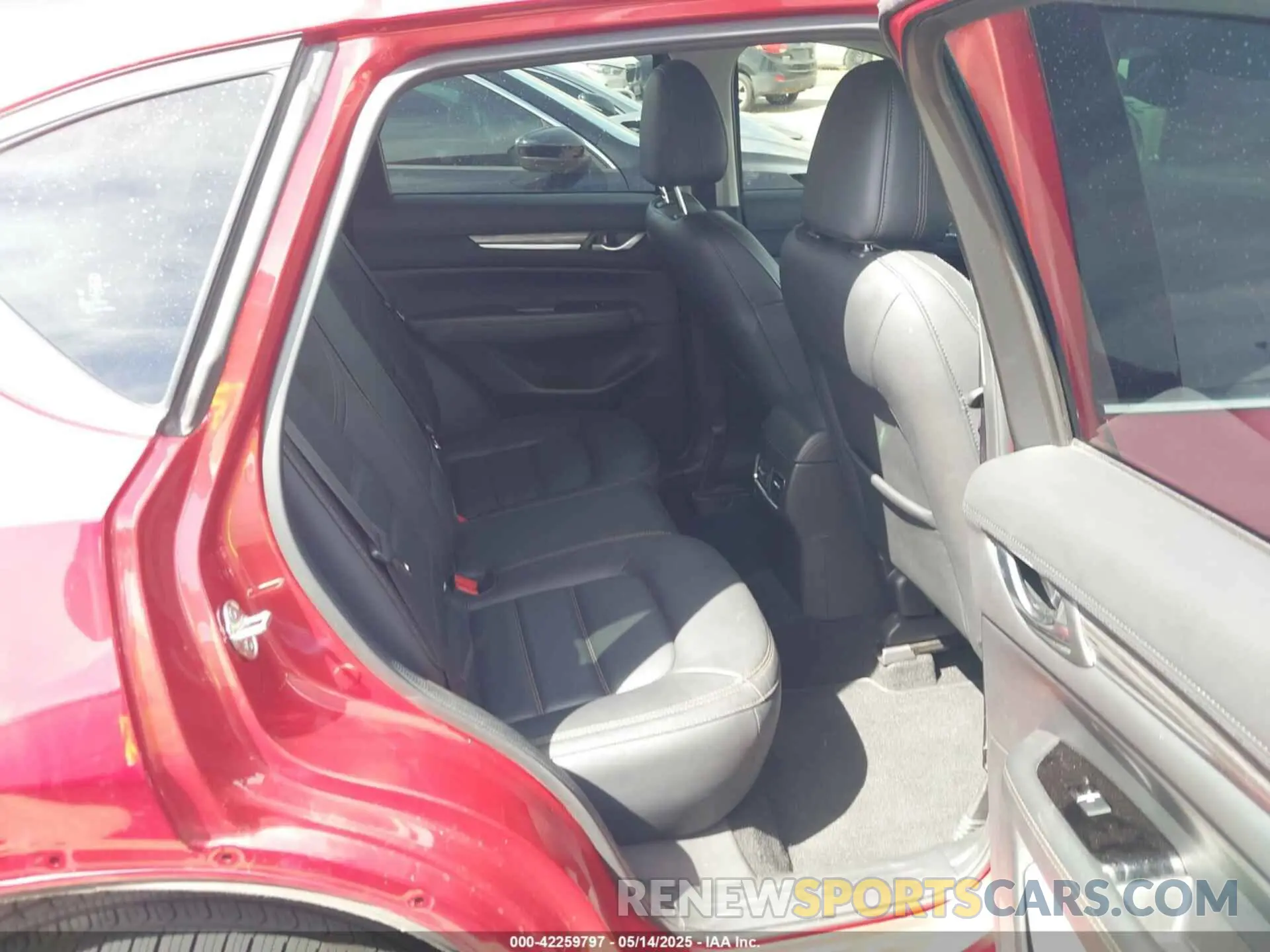 8 fotografías del automóvil dañado JM3KFADM6K1646190 MAZDA CX-5 2019