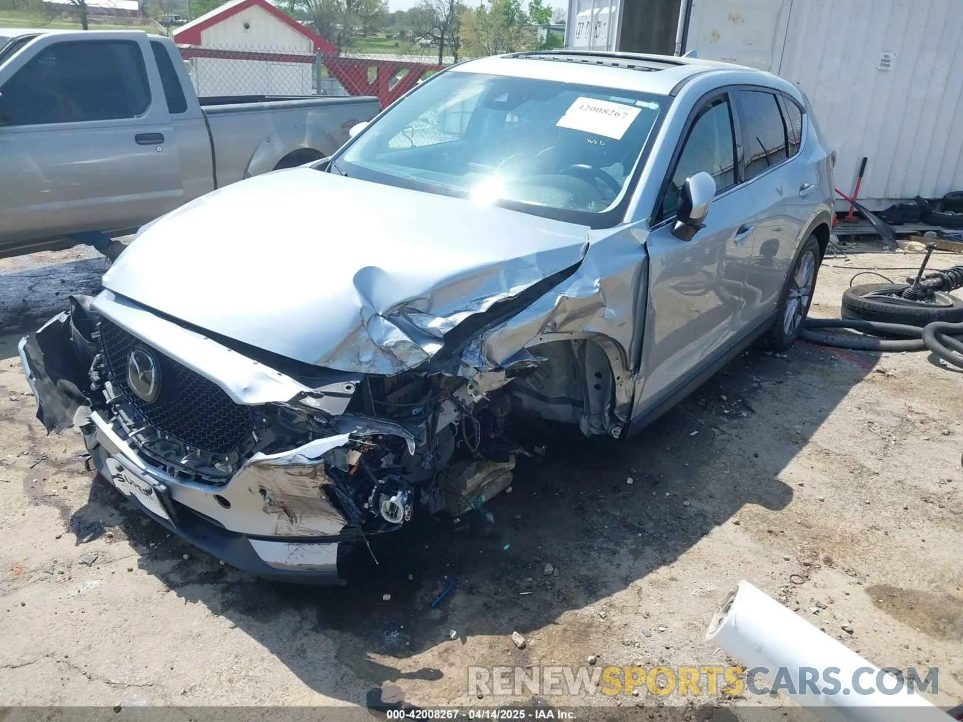2 fotografías del automóvil dañado JM3KFADM7K0611471 MAZDA CX-5 2019