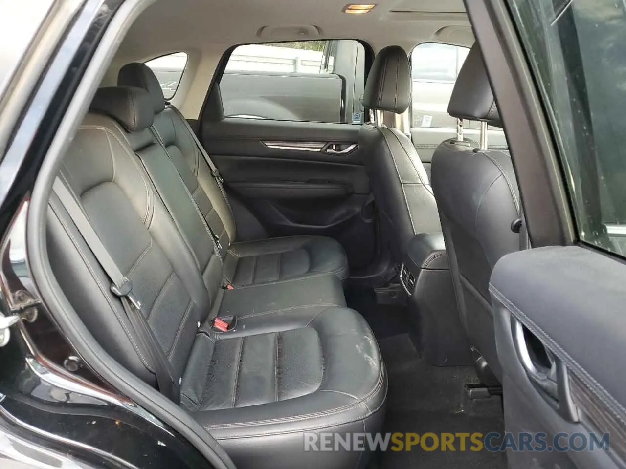 11 fotografías del automóvil dañado JM3KFADM7K1556885 MAZDA CX-5 2019