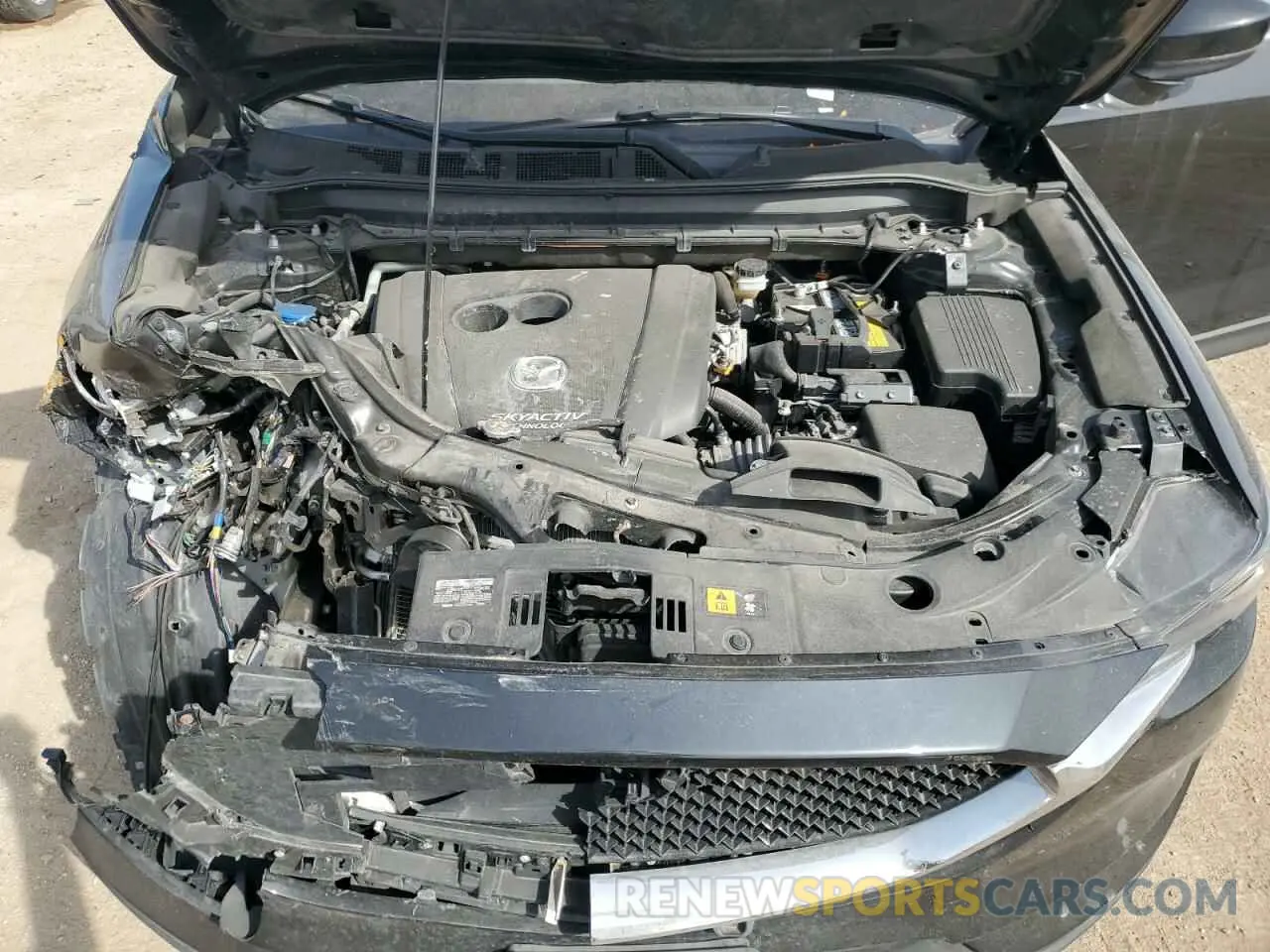 11 fotografías del automóvil dañado JM3KFADM8K1608556 MAZDA CX-5 2019