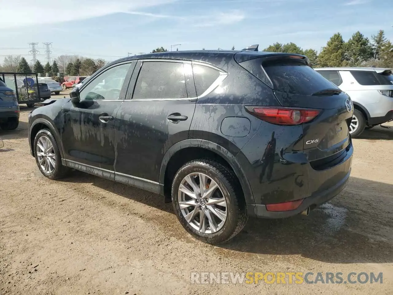 2 fotografías del automóvil dañado JM3KFADM8K1608556 MAZDA CX-5 2019