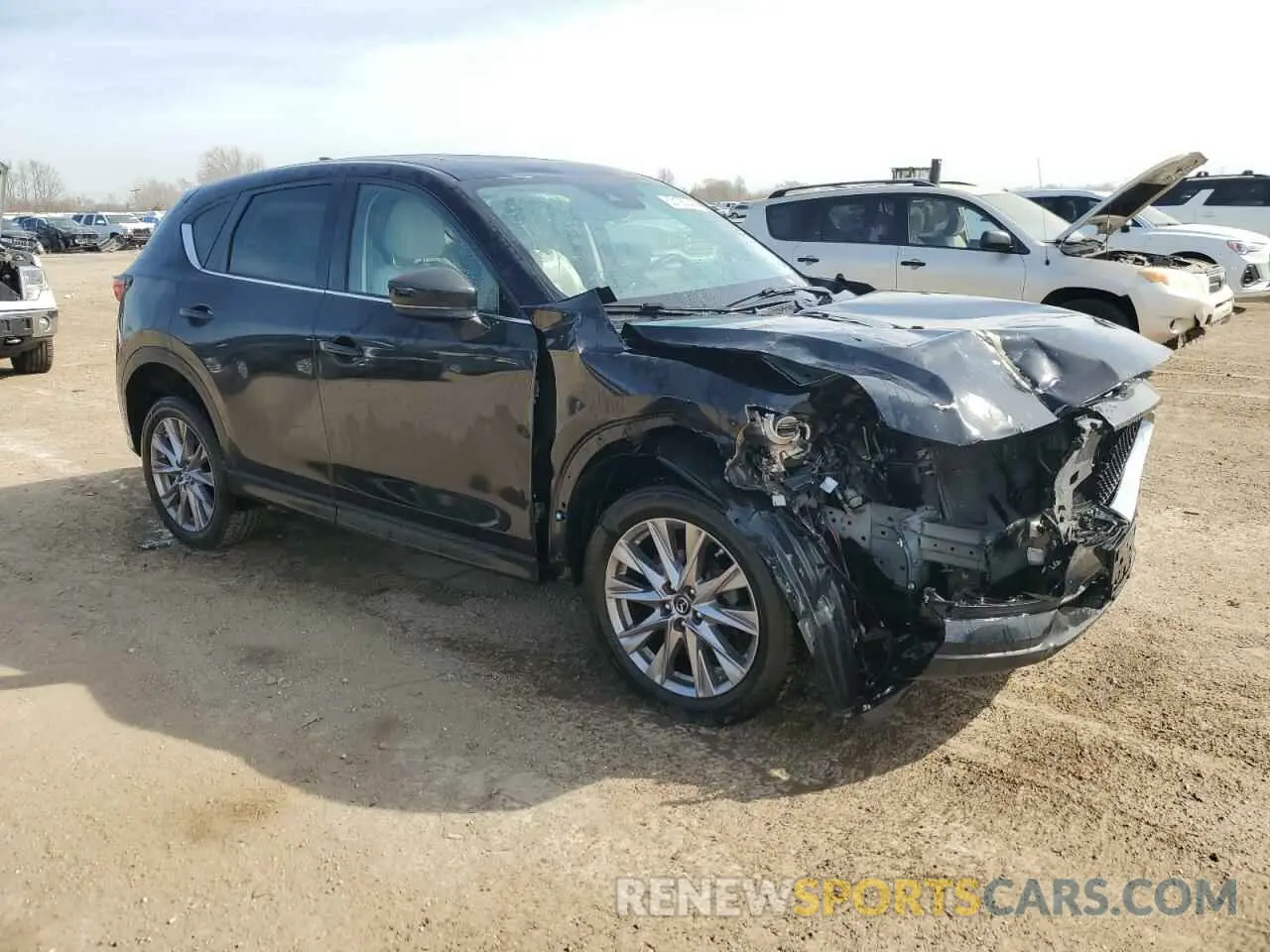 4 fotografías del automóvil dañado JM3KFADM8K1608556 MAZDA CX-5 2019
