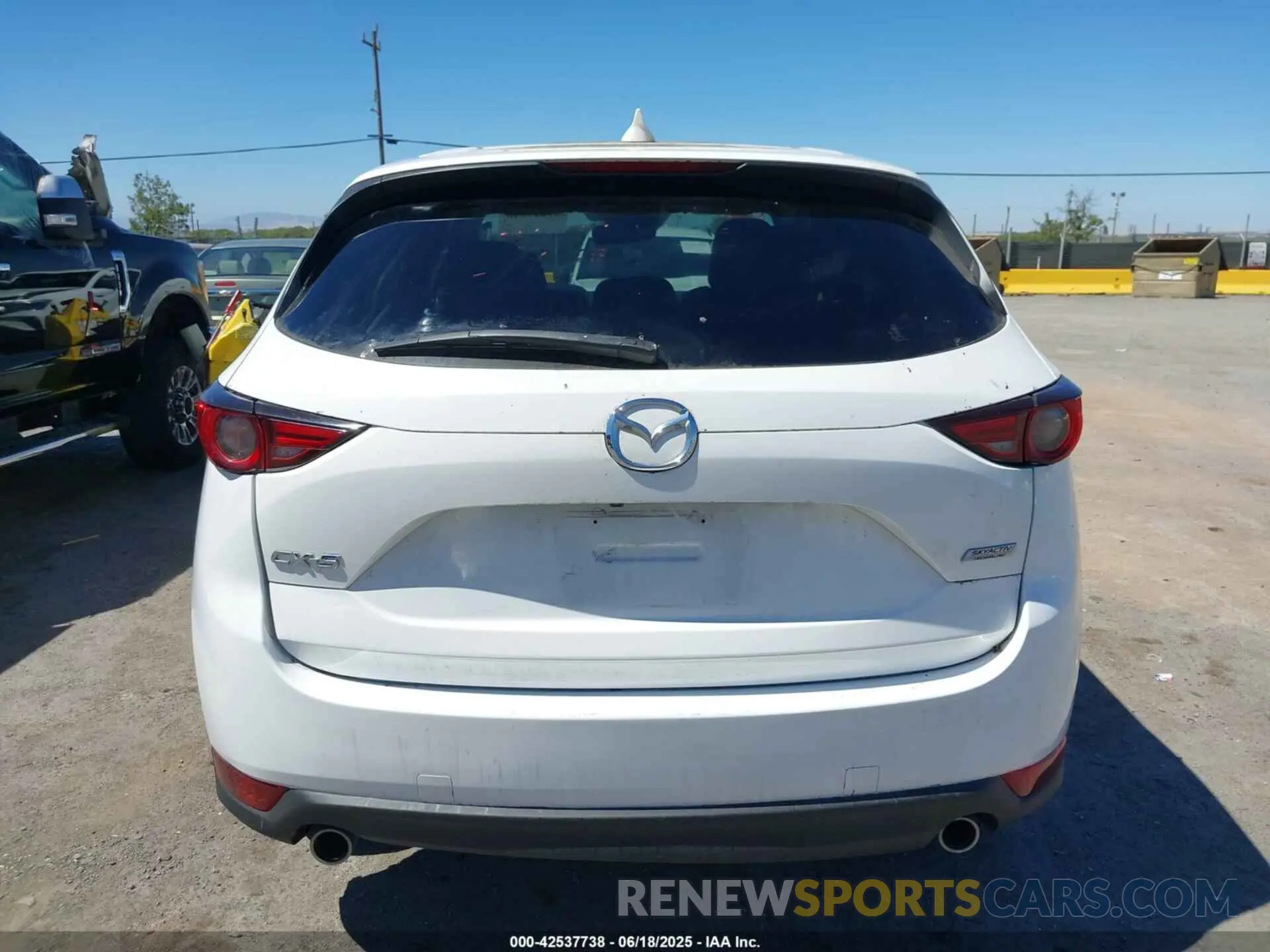 17 fotografías del automóvil dañado JM3KFADMXK0517911 MAZDA CX-5 2019