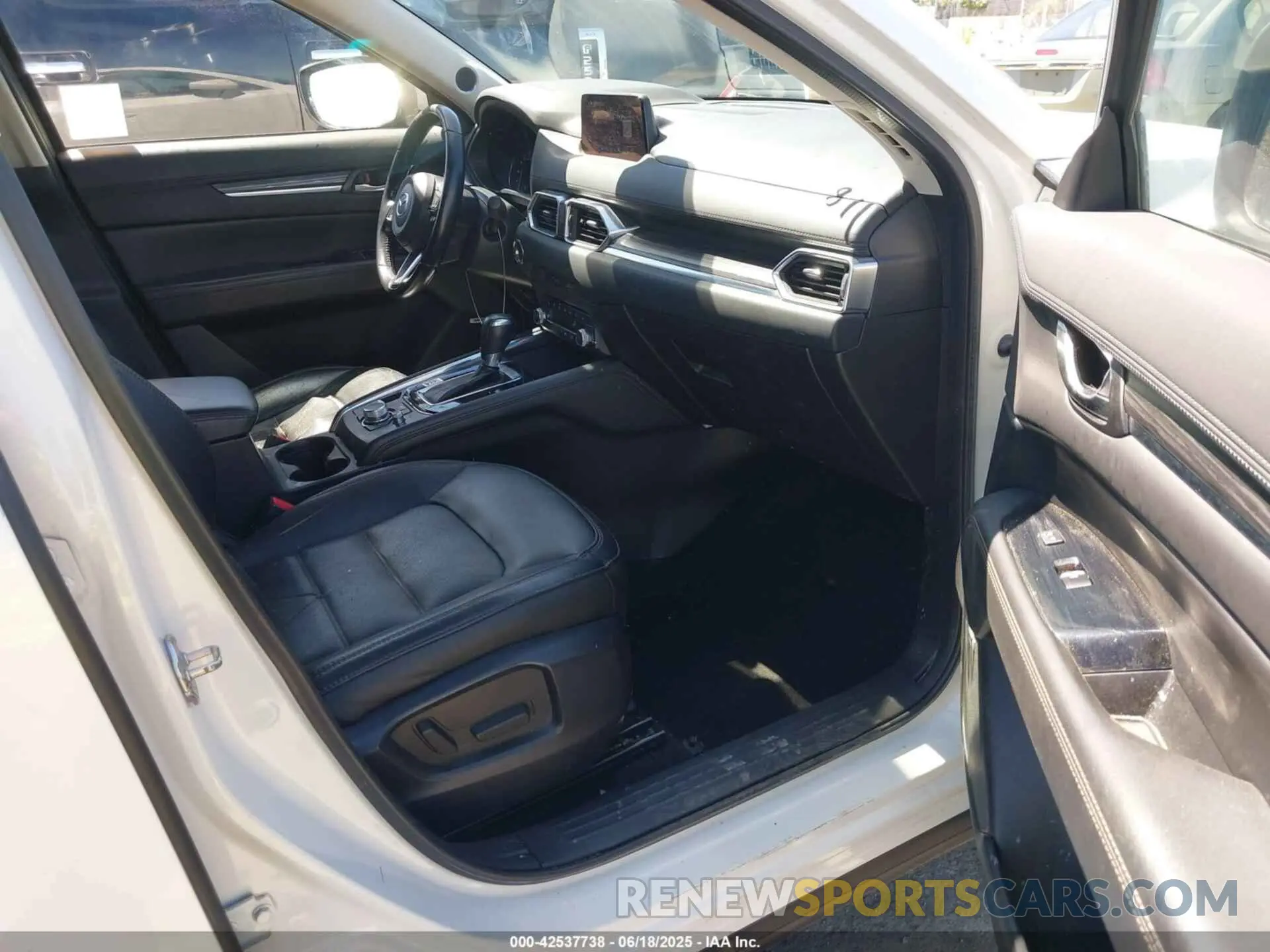 5 fotografías del automóvil dañado JM3KFADMXK0517911 MAZDA CX-5 2019