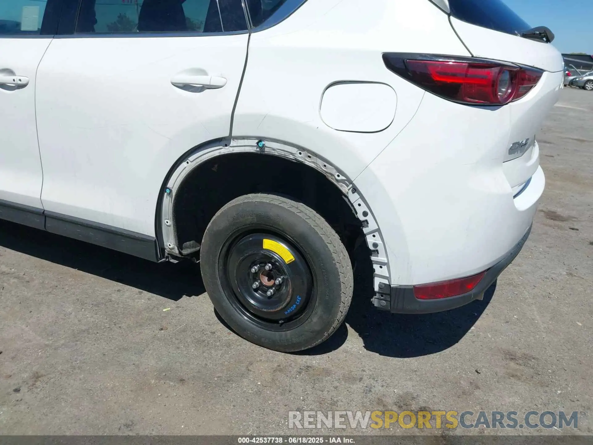 6 fotografías del automóvil dañado JM3KFADMXK0517911 MAZDA CX-5 2019