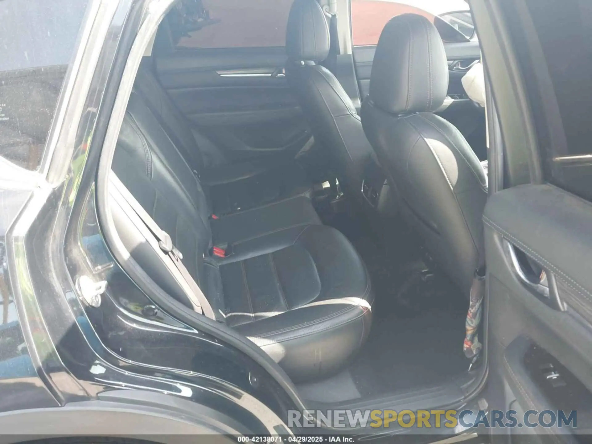8 fotografías del automóvil dañado JM3KFADMXK1547727 MAZDA CX-5 2019