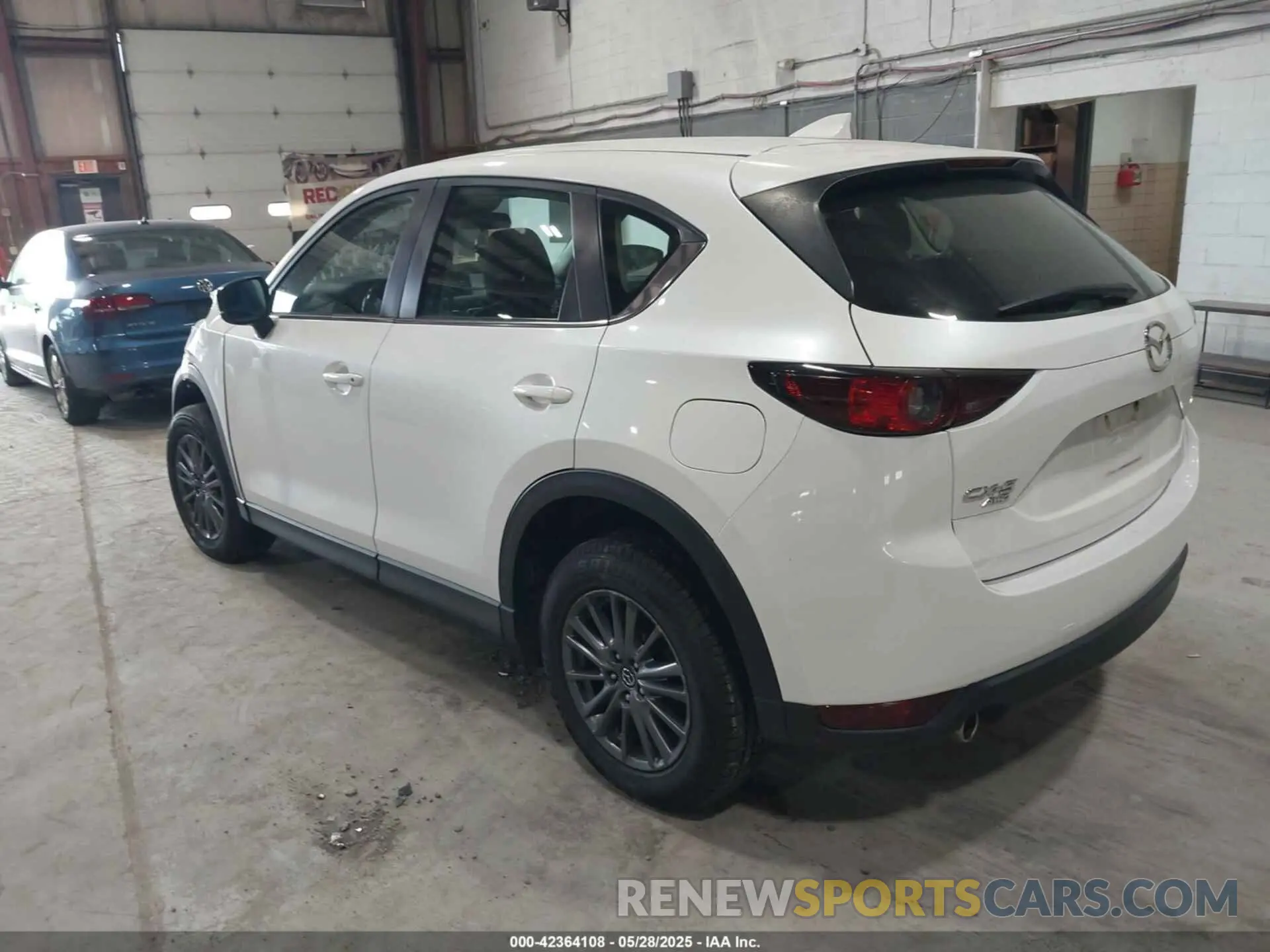 3 fotografías del automóvil dañado JM3KFBBM0K0534614 MAZDA CX-5 2019