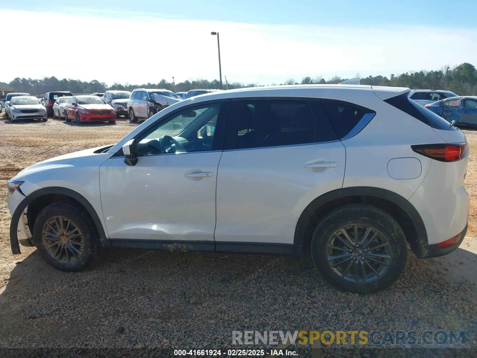 14 fotografías del automóvil dañado JM3KFBBM0K0574255 MAZDA CX-5 2019