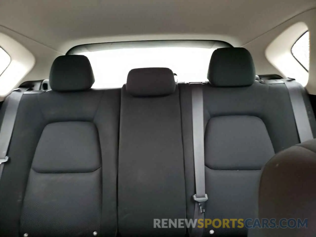 10 fotografías del automóvil dañado JM3KFBBM1K0519345 MAZDA CX-5 2019