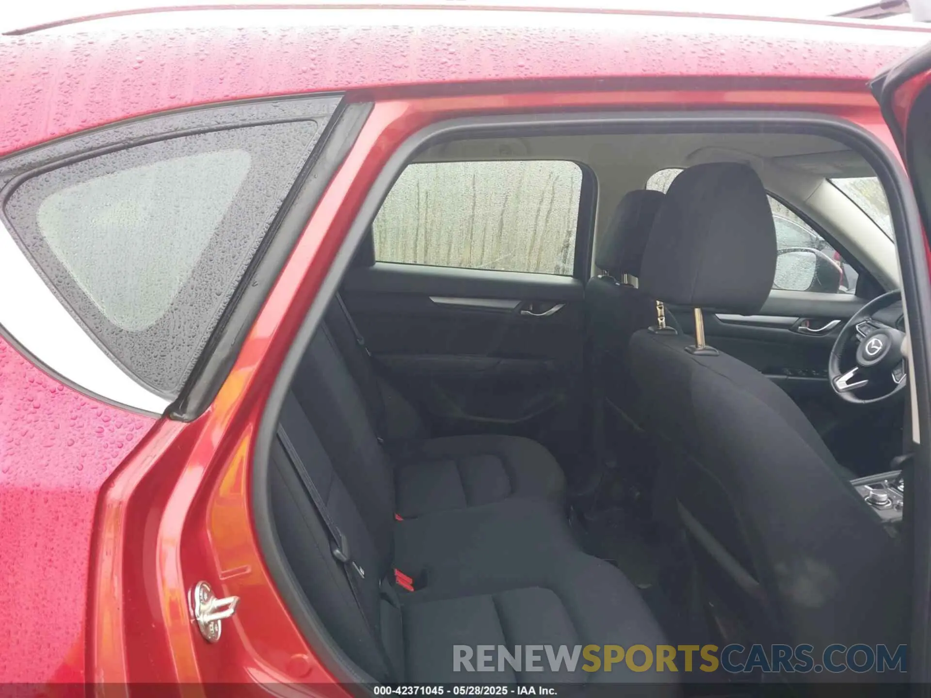 8 fotografías del automóvil dañado JM3KFBBM1K0601365 MAZDA CX-5 2019