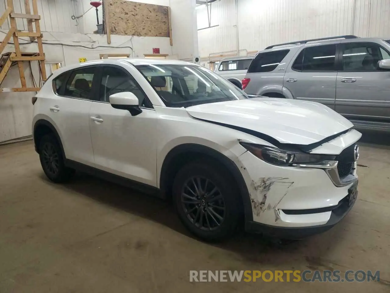 4 fotografías del automóvil dañado JM3KFBBM1K0667141 MAZDA CX-5 2019