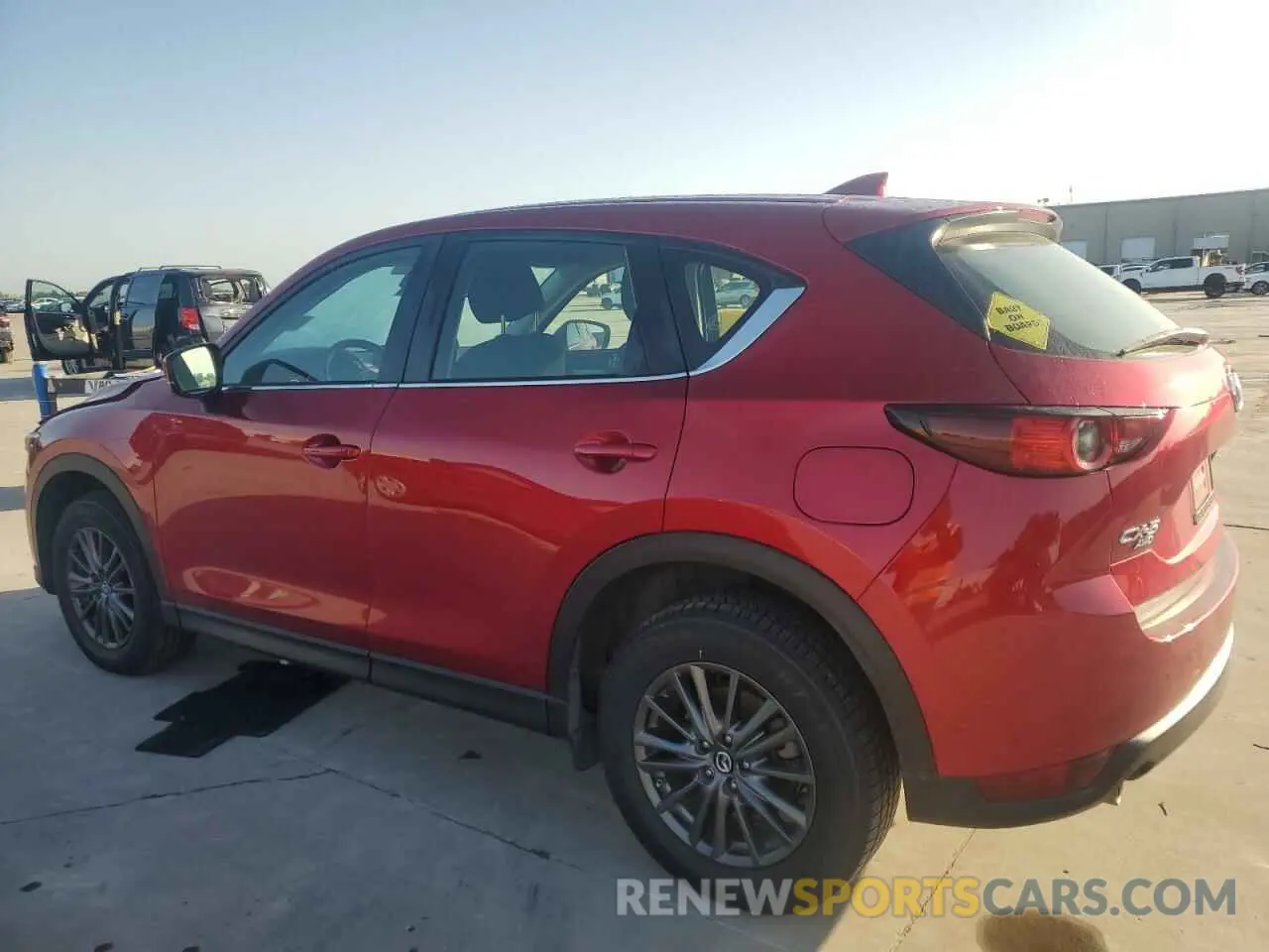 2 fotografías del automóvil dañado JM3KFBBM2K0665592 MAZDA CX-5 2019