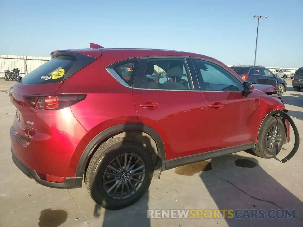 3 fotografías del automóvil dañado JM3KFBBM2K0665592 MAZDA CX-5 2019