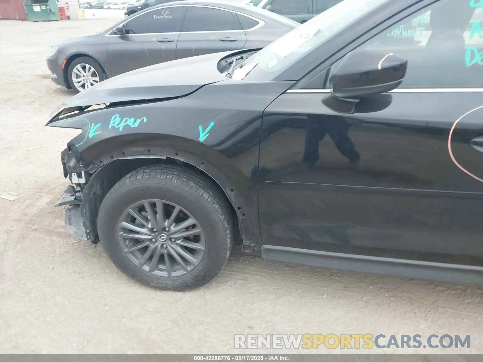 14 fotografías del automóvil dañado JM3KFBBM2K0697149 MAZDA CX-5 2019