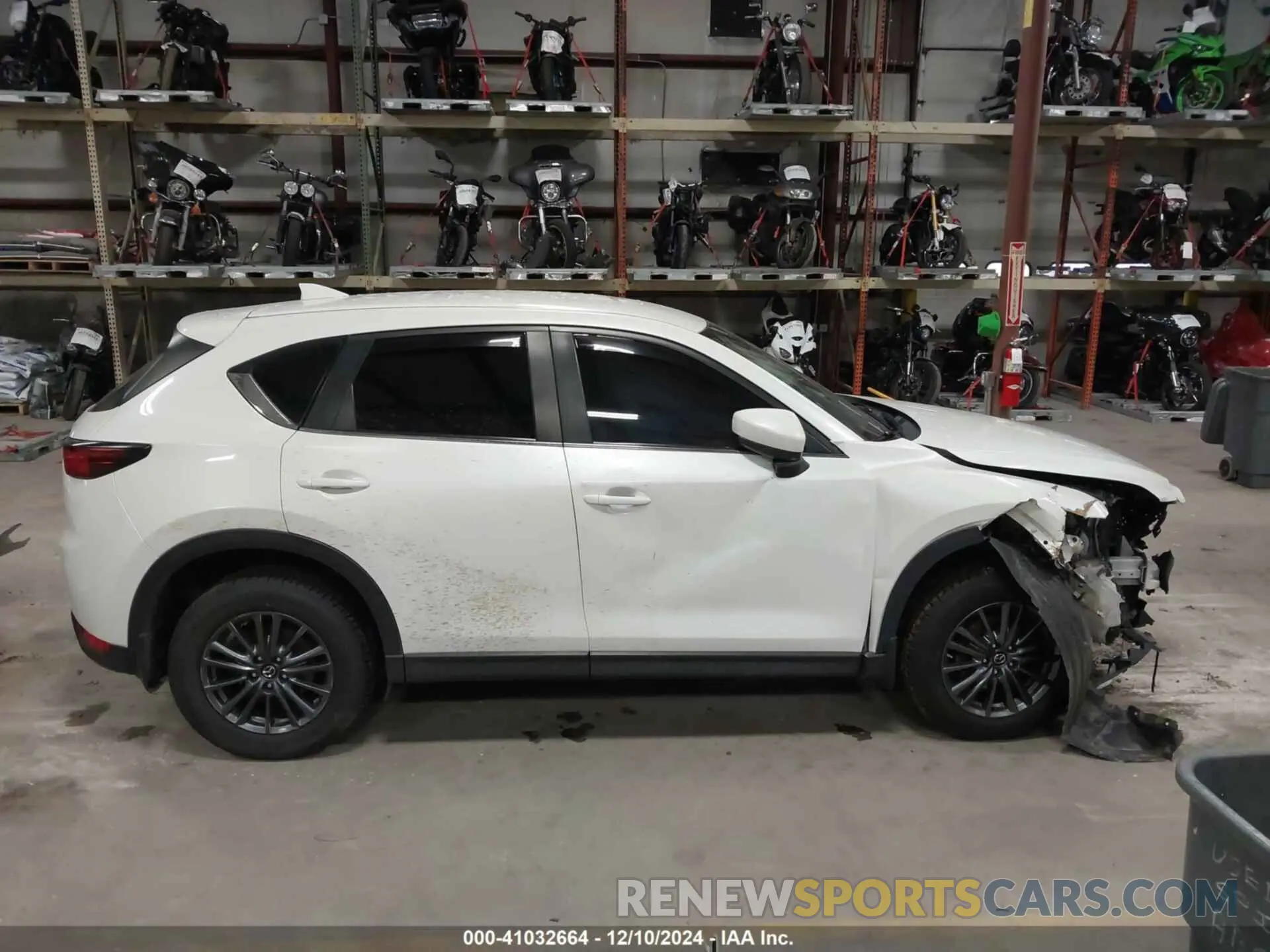 13 fotografías del automóvil dañado JM3KFBBM2K1608349 MAZDA CX-5 2019