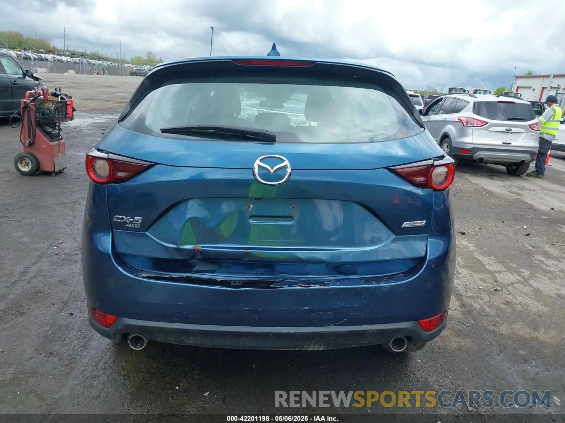 16 fotografías del automóvil dañado JM3KFBBM4K1614637 MAZDA CX-5 2019