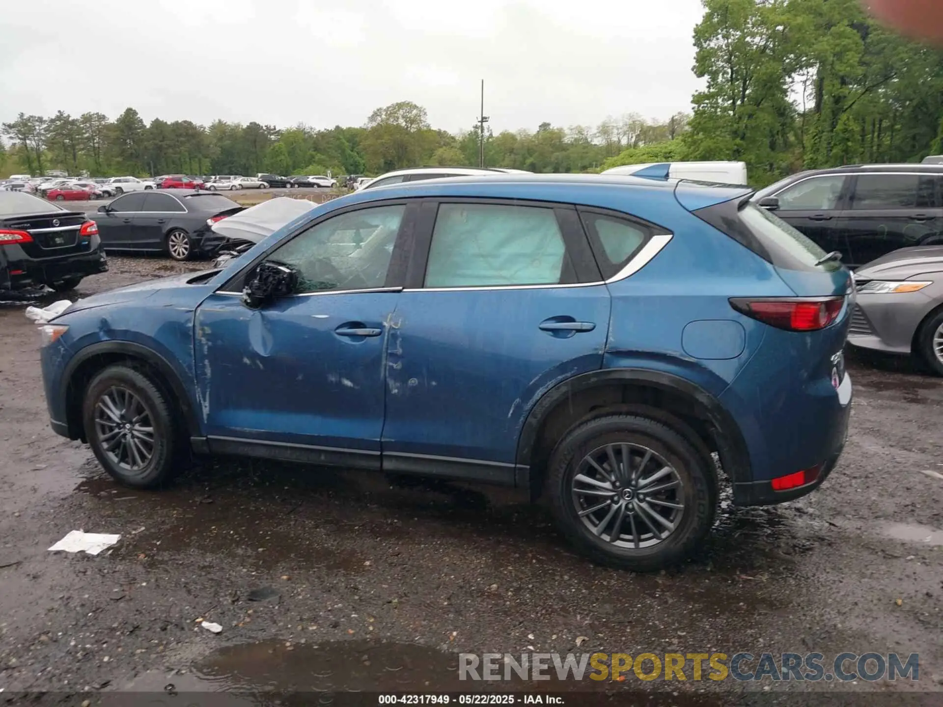 13 fotografías del automóvil dañado JM3KFBBM8K0698600 MAZDA CX-5 2019