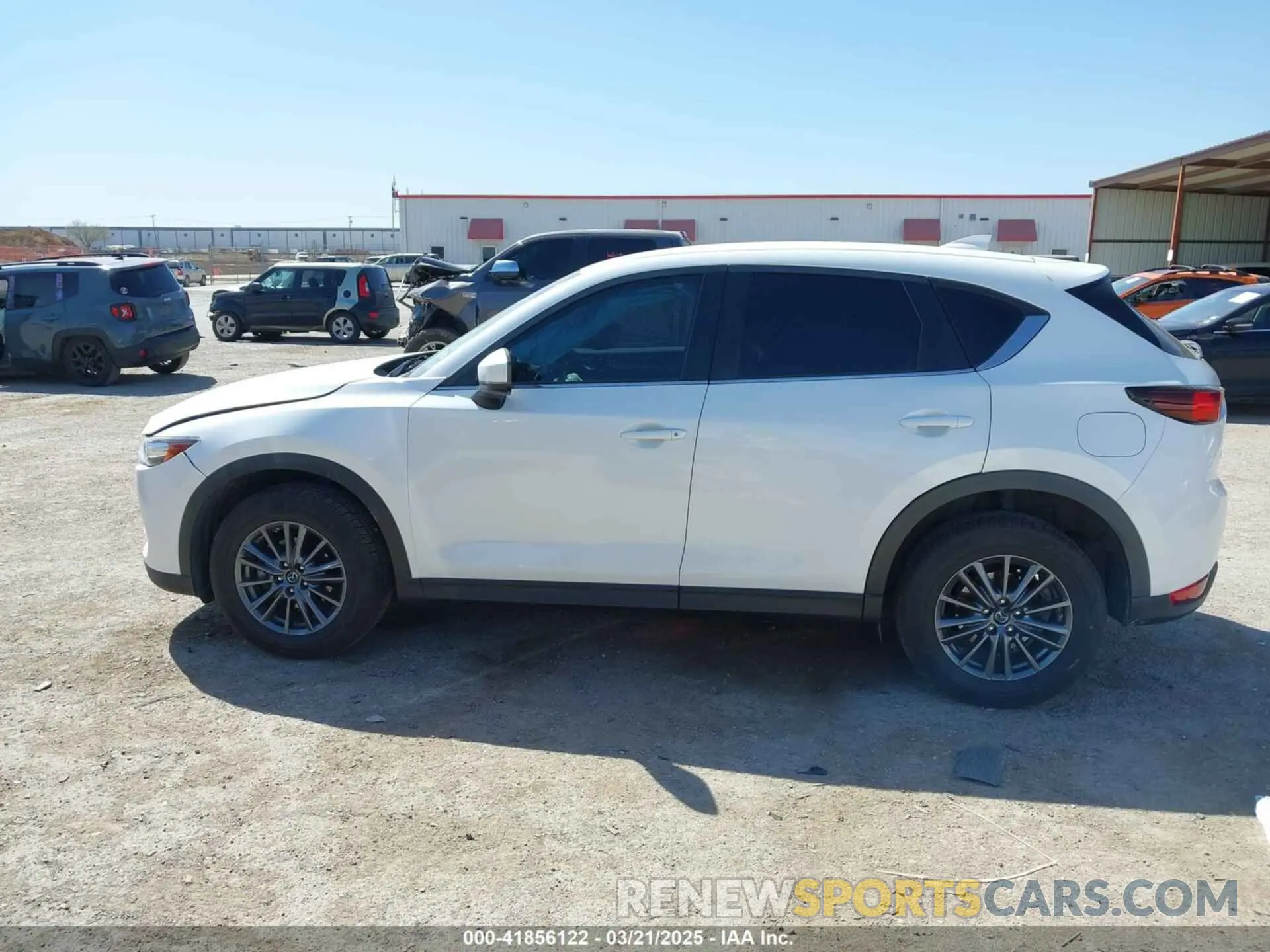 14 fotografías del automóvil dañado JM3KFBBM8K1635586 MAZDA CX-5 2019
