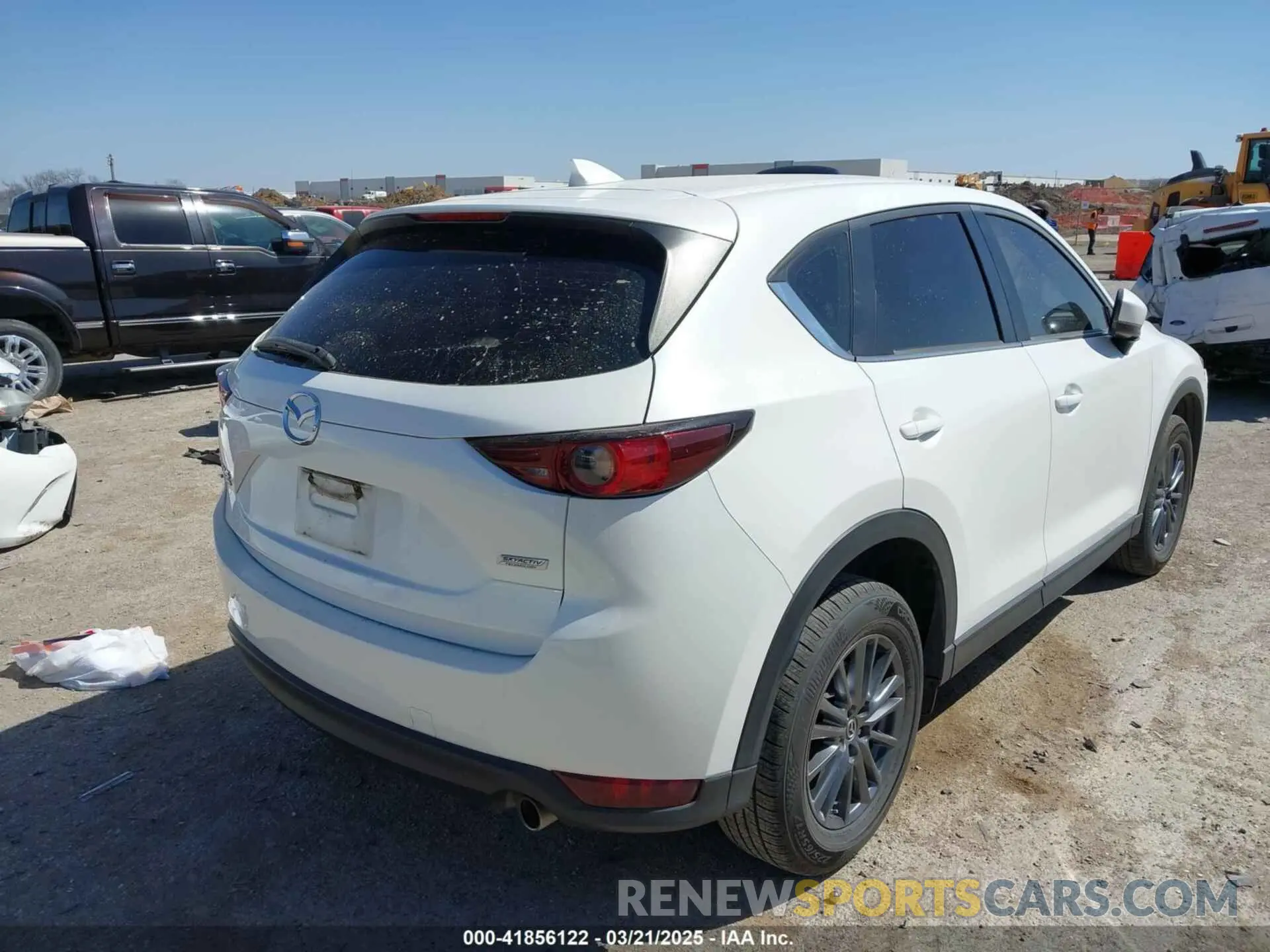 4 fotografías del automóvil dañado JM3KFBBM8K1635586 MAZDA CX-5 2019