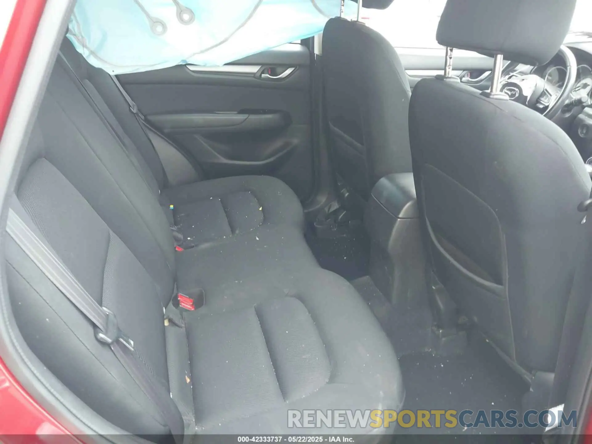8 fotografías del automóvil dañado JM3KFBBMXK0525810 MAZDA CX-5 2019